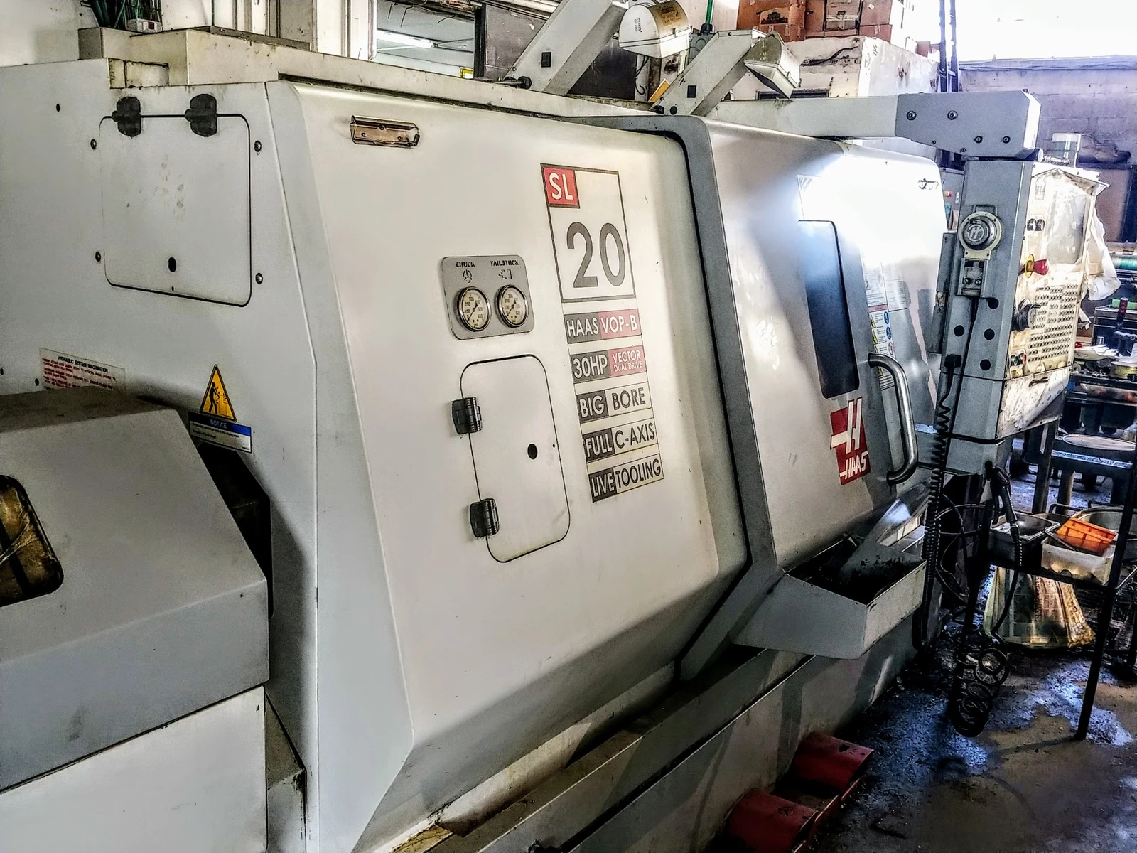 מכונת HAAS SL 20